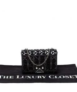 Emporio Armani Black Quilted Leather Flap Chain Shoulder Bag For Women -Emporio Armani sale luxury women emporio armani used handbags p366176 002