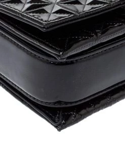 Emporio Armani Black Quilted Leather Flap Chain Shoulder Bag For Women -Emporio Armani sale luxury women emporio armani used handbags p366176 012